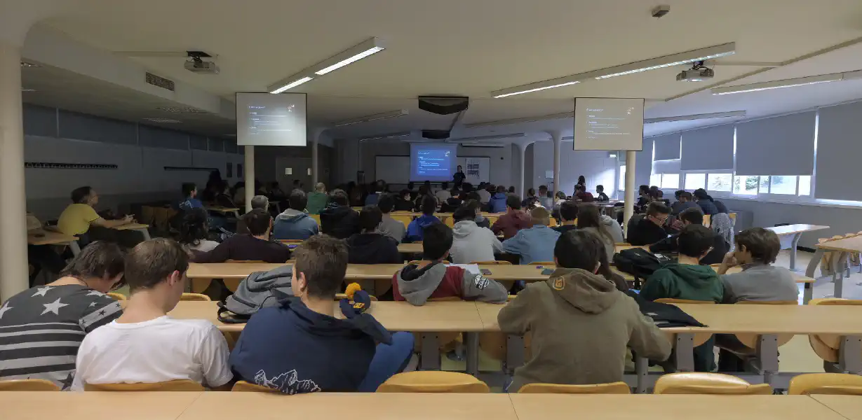 Partecipanti ad un Linux Day a Dalmine