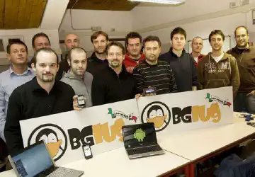 Foto di gruppo nella sede rinnovata!