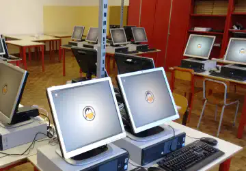 Laboratorio d'informatica della scuola IC Camozzi